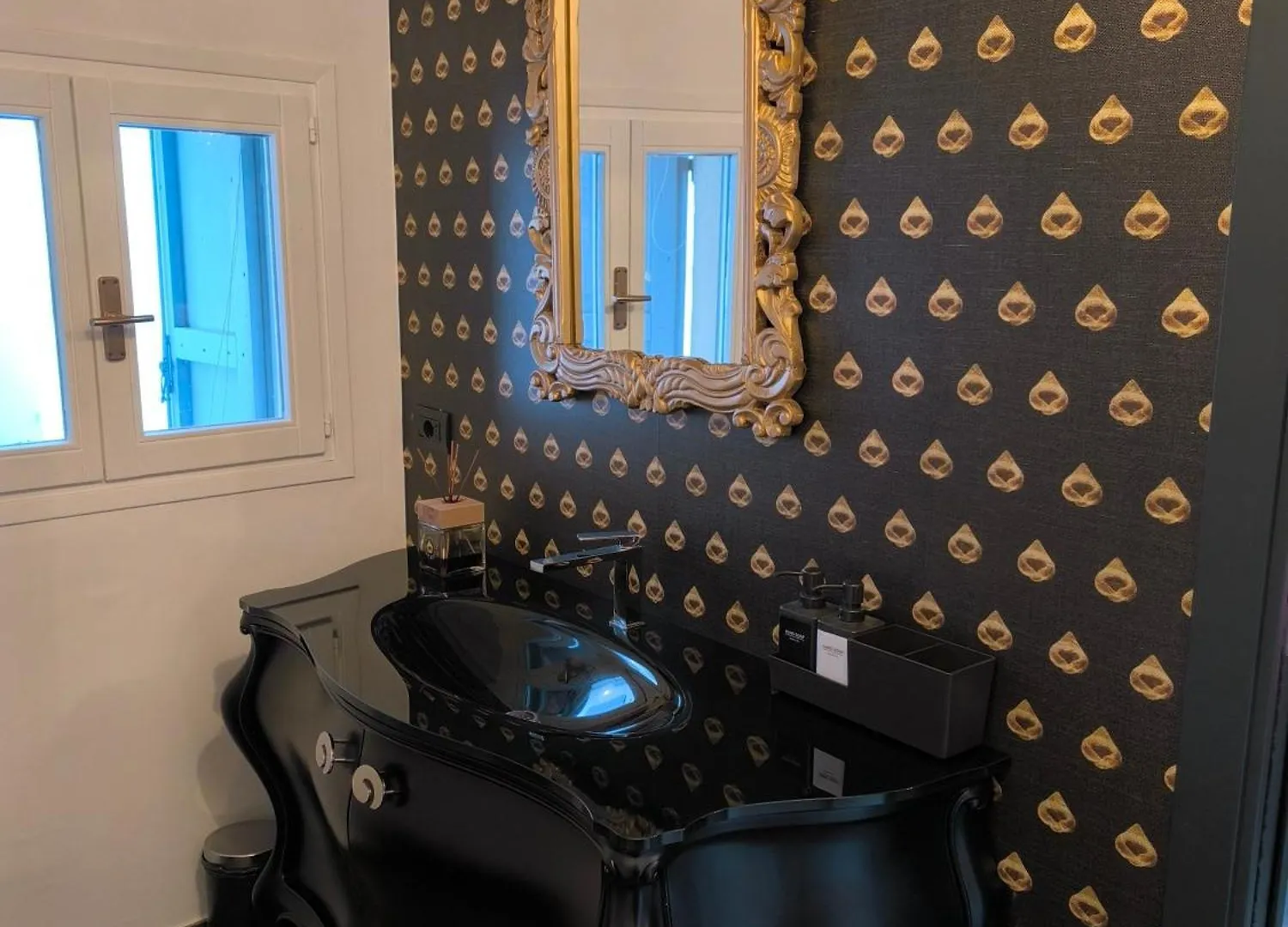 Altana House Tortellinosuite Modena Italy
